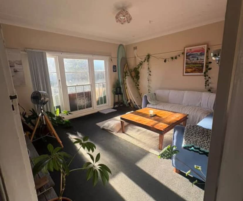 Unfurnished room in a flatshare