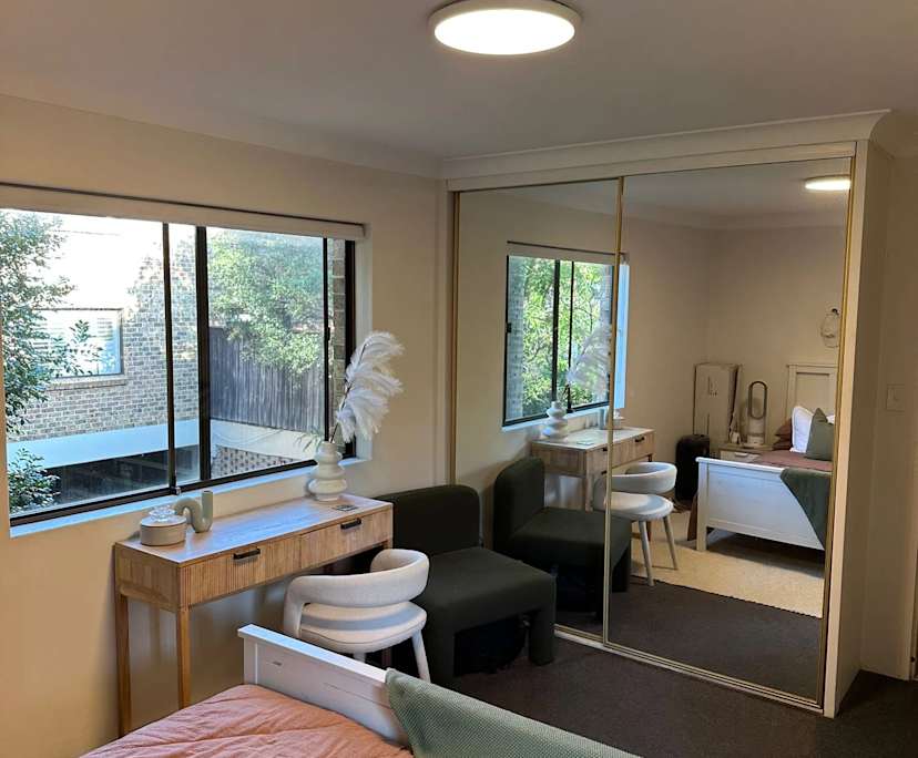 Unfurnished room in a flatshare