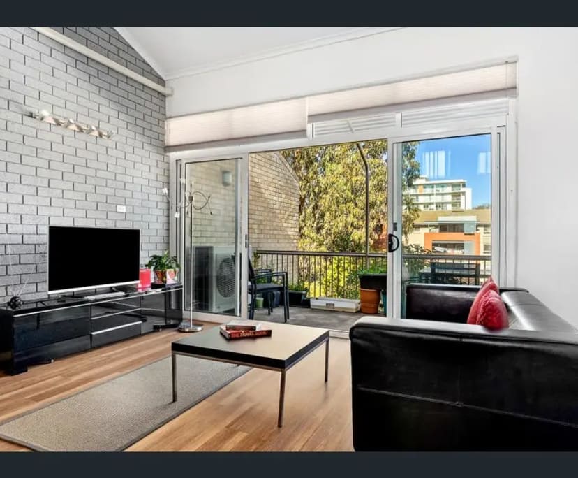 Room for Rent in Turner, Canberra 270, Furnished,...