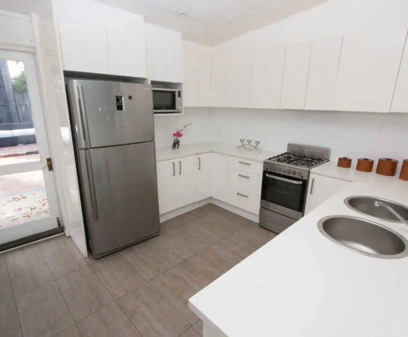 Whole Property for Rent in Balaclava, Melbourne 1...