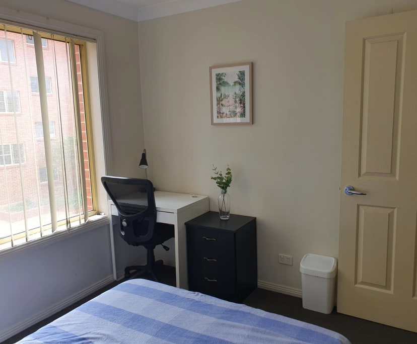 Furnished room in a flatshare