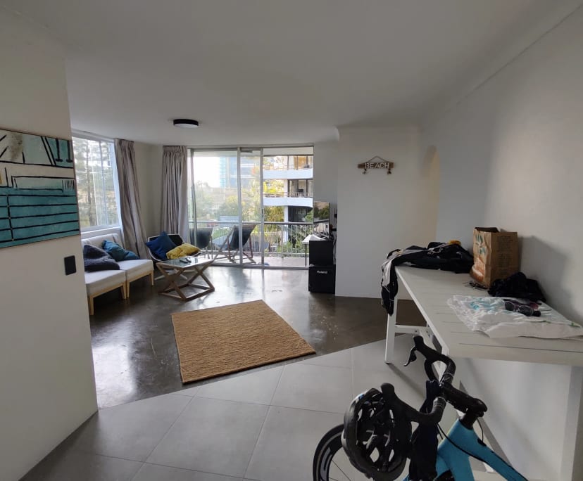 Furnished room in a flatshare