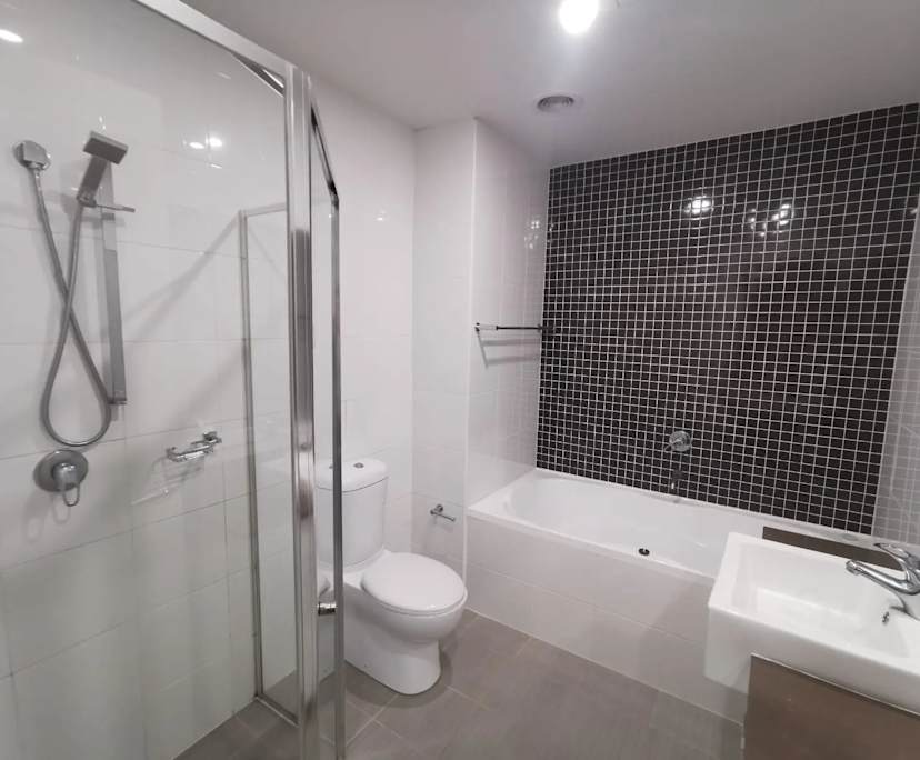 Furnished room with own bathroom