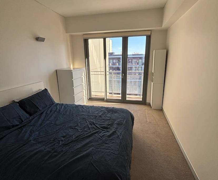 Furnished room with own bathroom