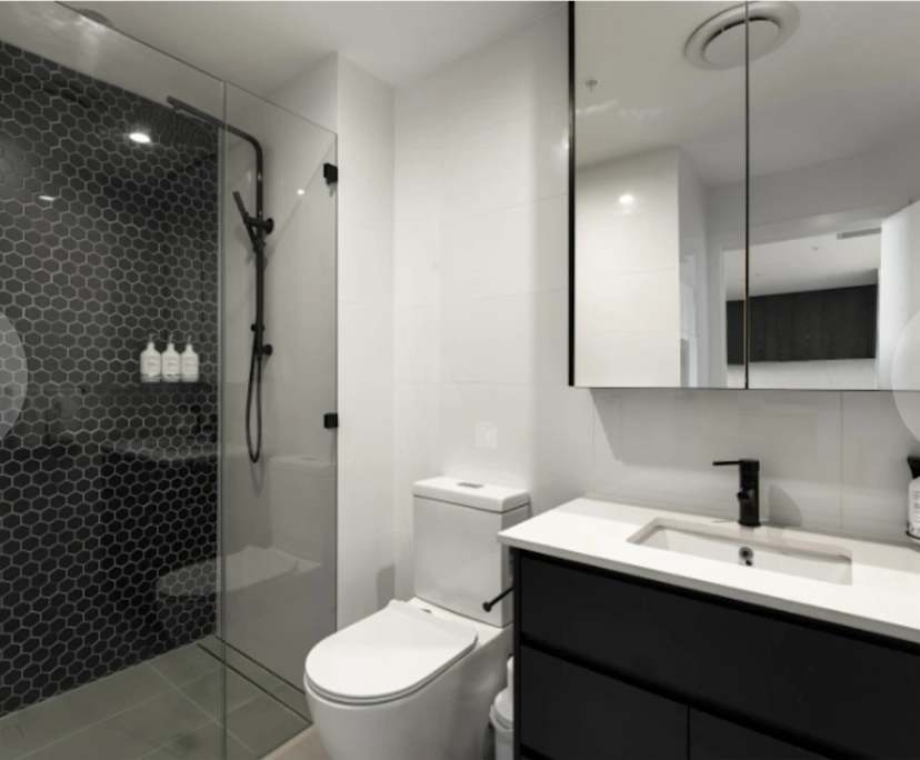 Furnished room with own bathroom