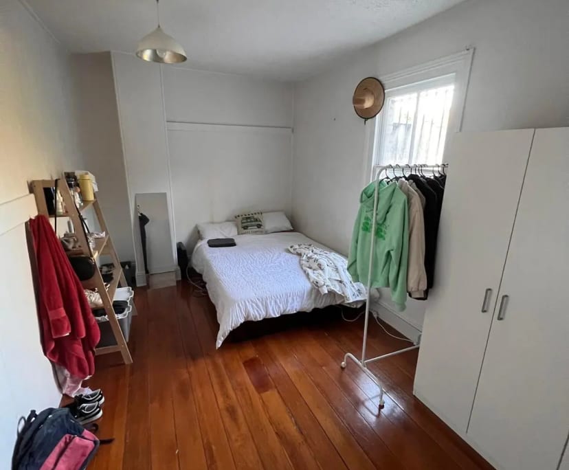 $300, Share-house, 3 bathrooms, Alexandria NSW 2015
