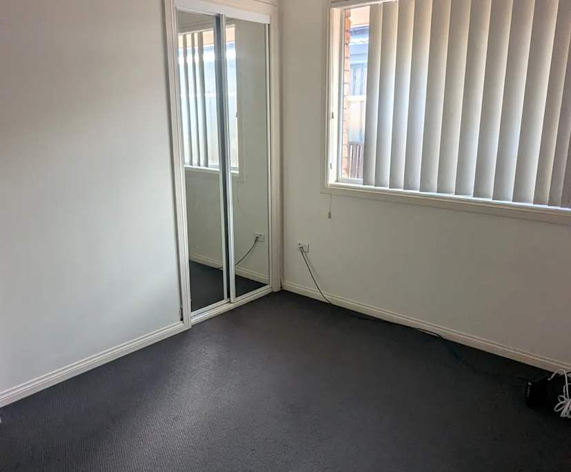 Room in a share house