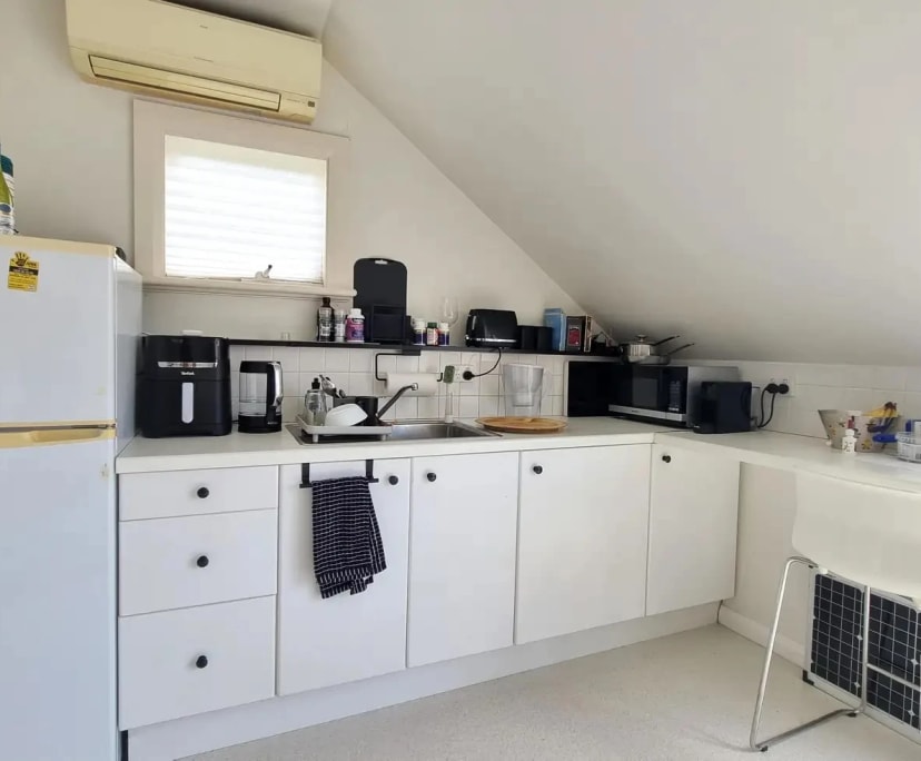 Furnished room studio flat for rent