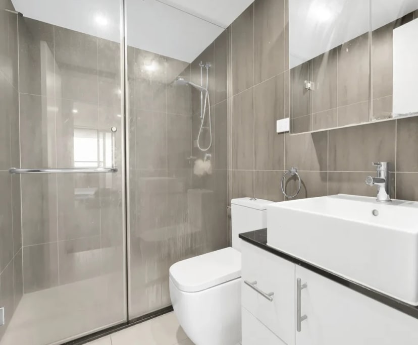 Room with ensuite in a flatshare