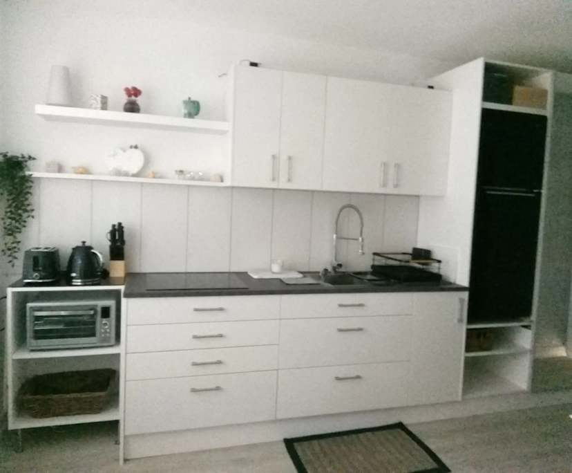 Furnished room studio flat for rent
