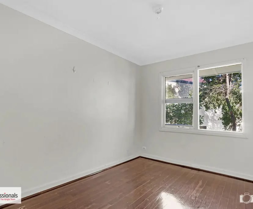 Unfurnished room in a share house