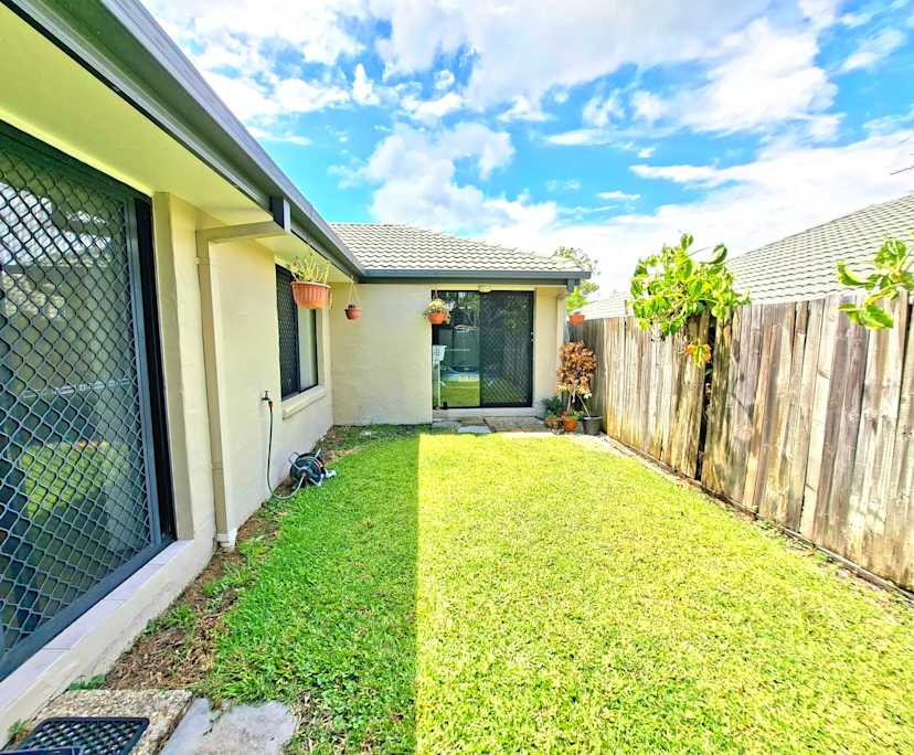 $240, Share-house, 3 bathrooms, Darra QLD 4076