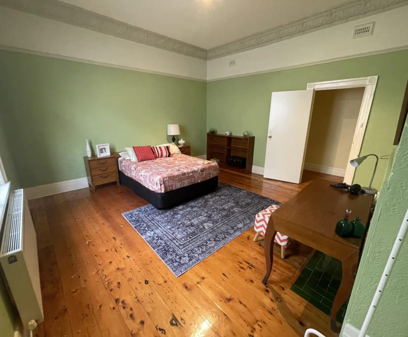 $1,500, Whole-property, 4 bathrooms, Balaclava VIC 3183