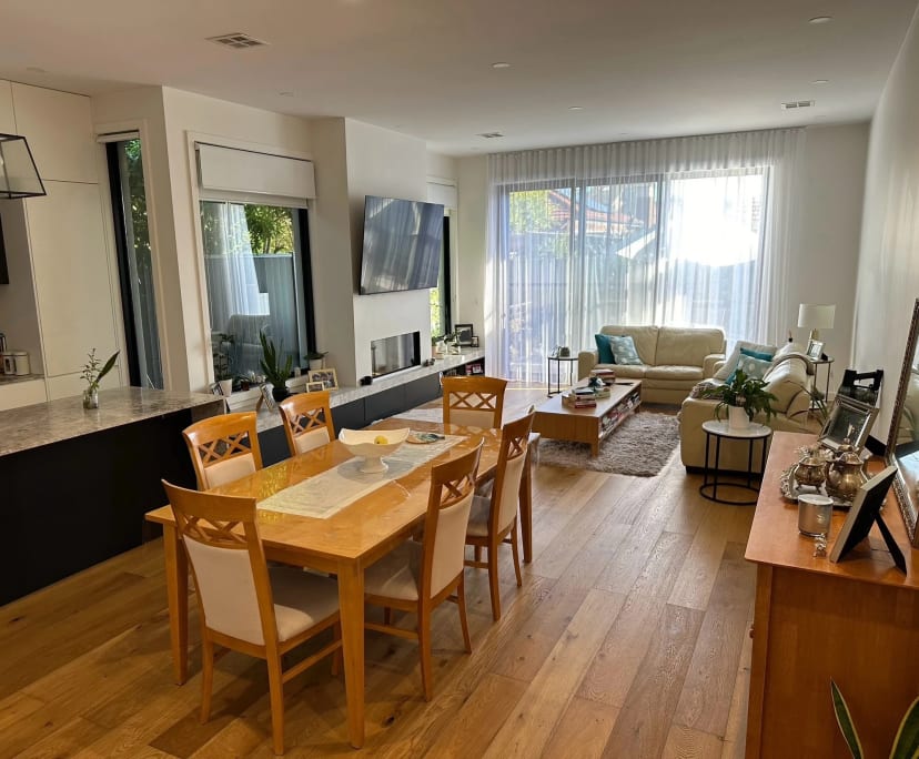 Furnished room in a share house