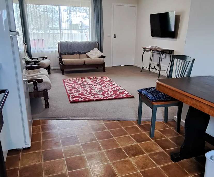 $450, Granny-flat, 2 bathrooms, Finley NSW 2713