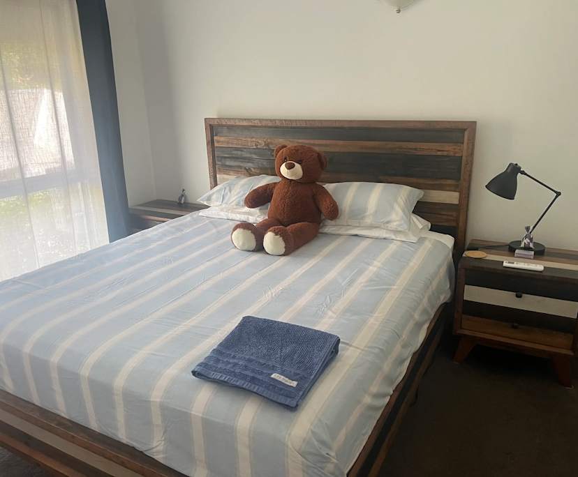 $300, Flatshare, 2 bathrooms, Yorkeys Knob QLD 4878