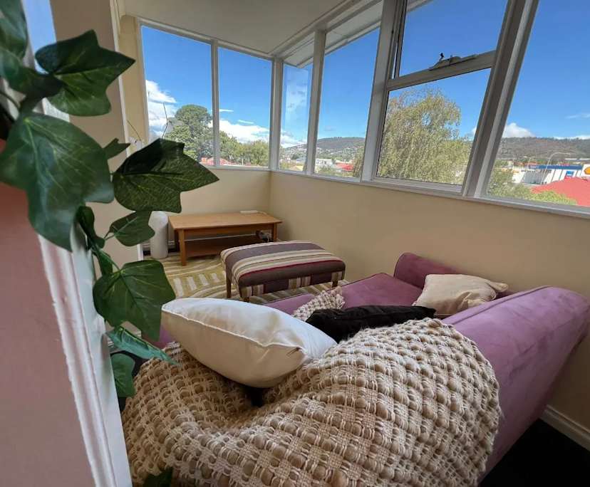 Furnished room in a share house
