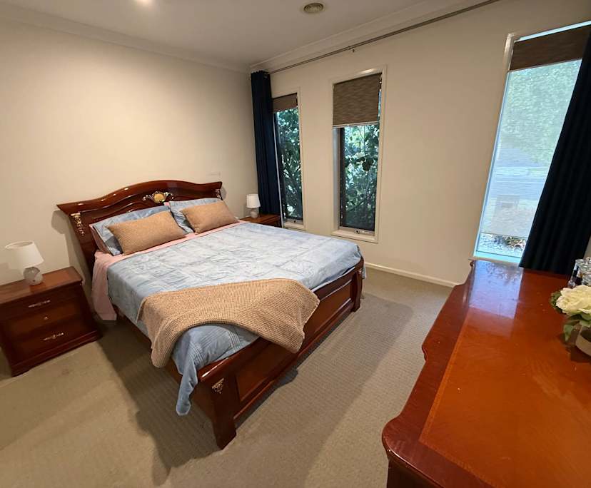 $300, Share-house, 4 bathrooms, Clyde VIC 3978