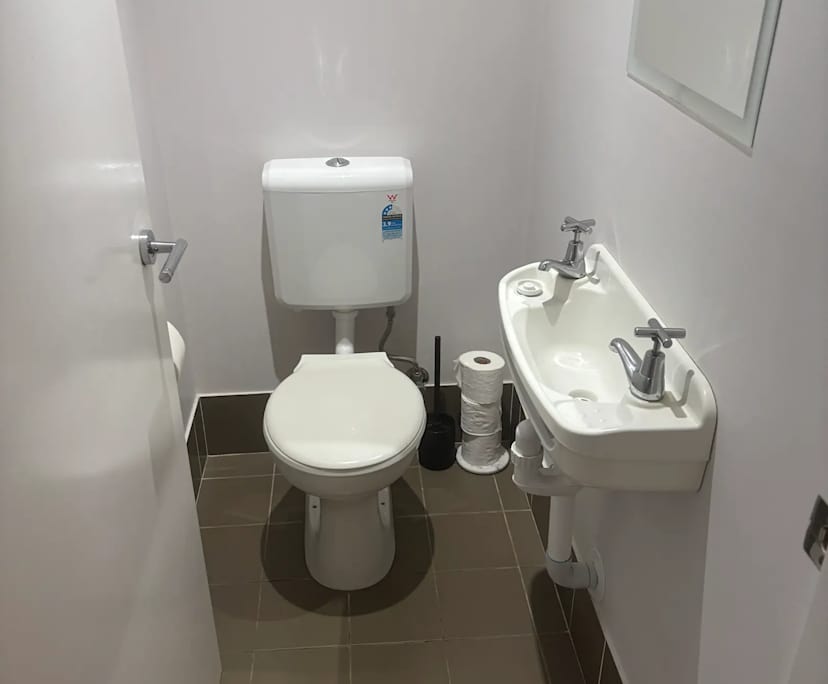 $300, Share-house, 3 bathrooms, Wollongong NSW 2500