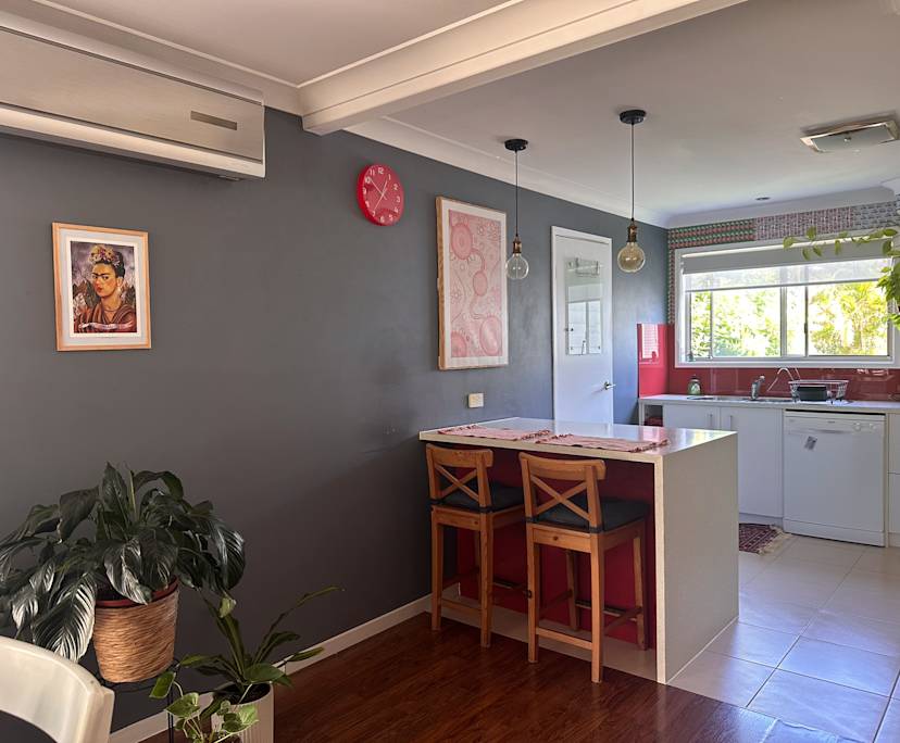 $320, Share-house, 3 bathrooms, Biggera Waters QLD 4216