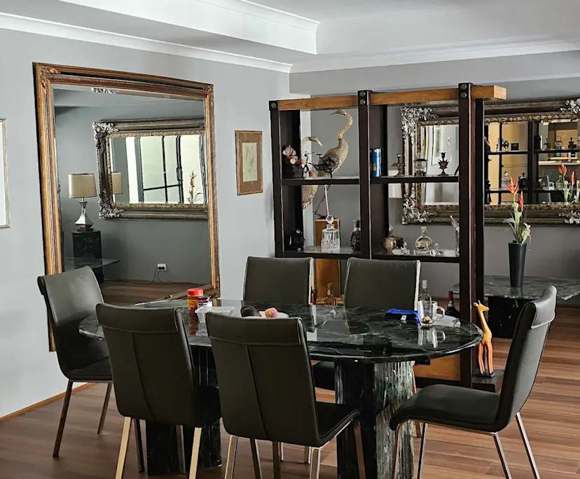 Room in a share house