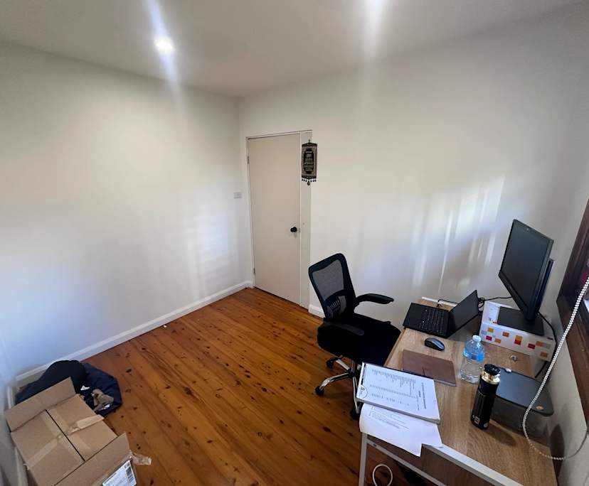 Room in a share house