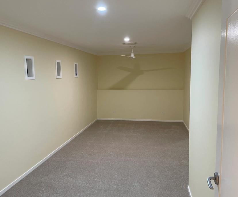 $350, Granny-flat, 1 bathroom, Ormiston QLD 4160