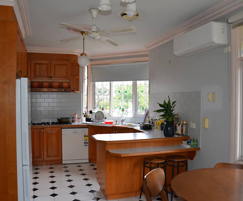 Furnished room in a share house