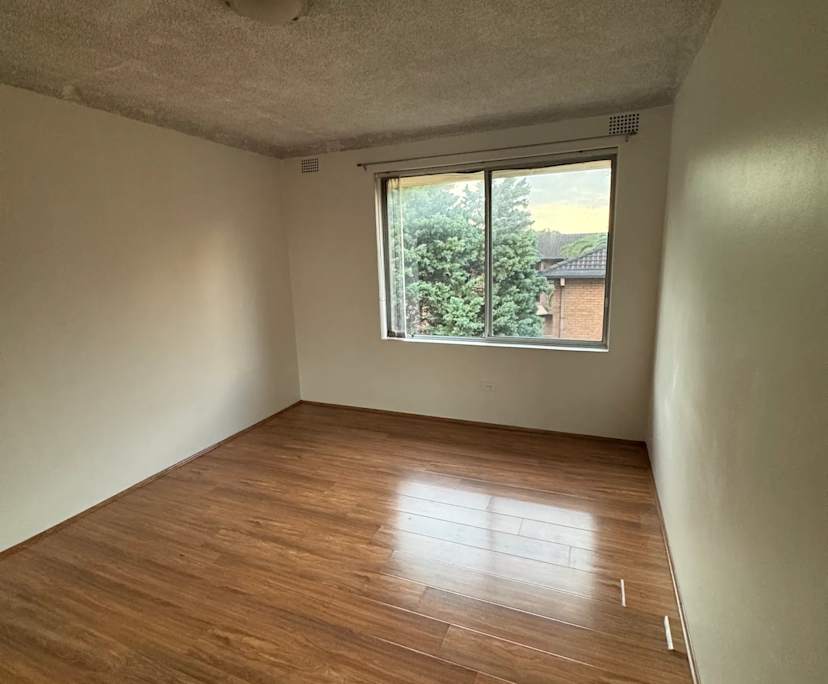 Whole property with 2 rooms for rent