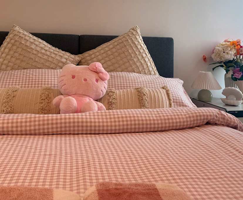 Furnished room with own bathroom