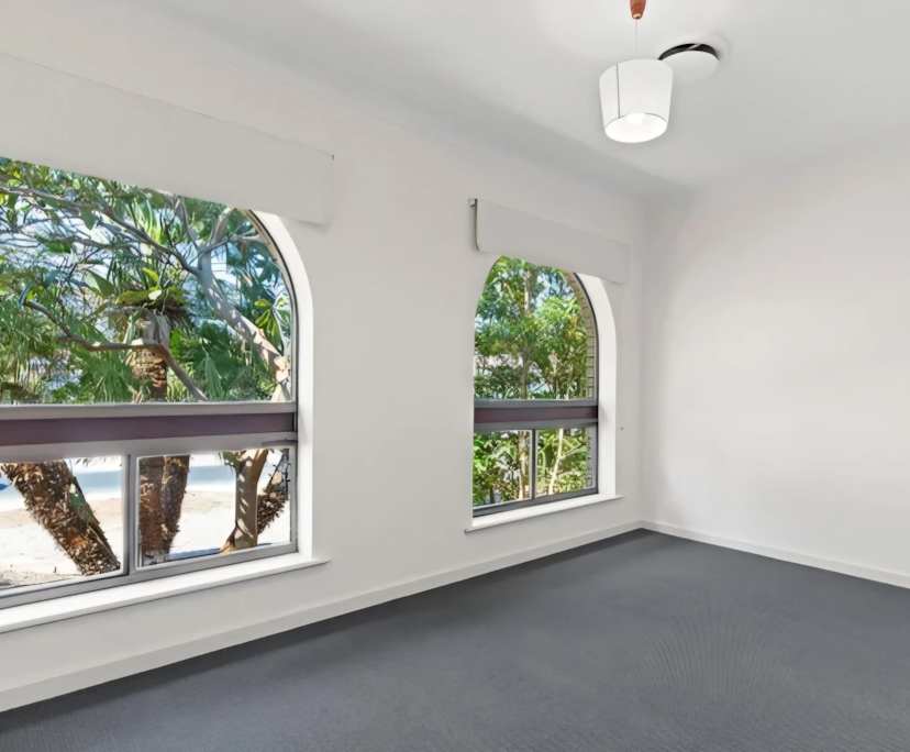 Room in a share house