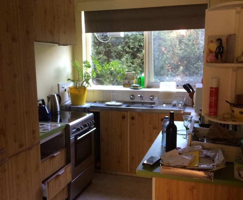 $495, Whole-property, 2 bathrooms, St Kilda VIC 3182