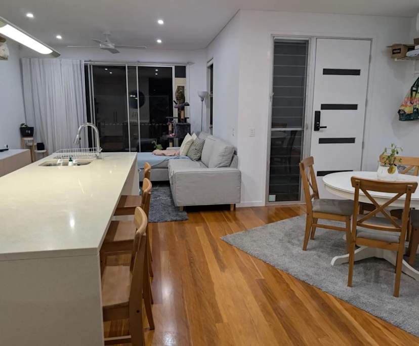 $290, Share-house, 2 bathrooms, Mount Gravatt East QLD 4122