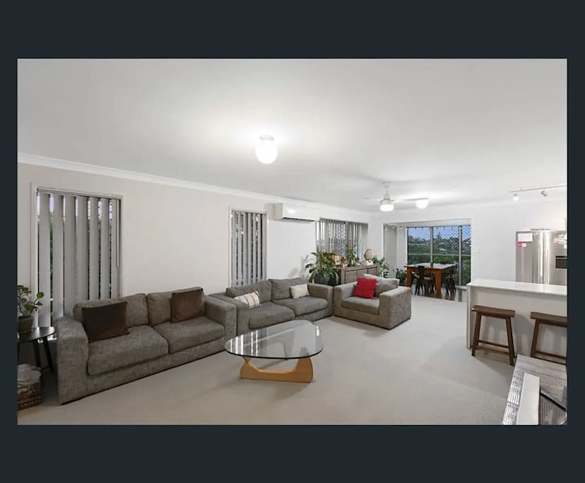 Unfurnished room with own bathroom