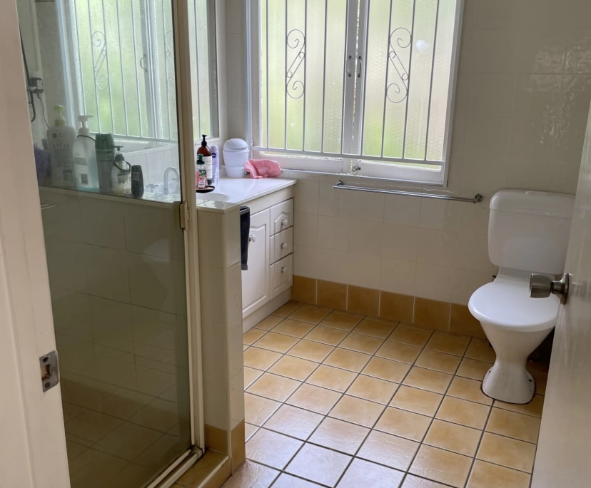 $300, Share-house, 5 bathrooms, Clayfield QLD 4011