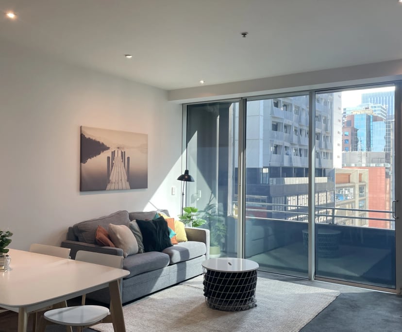 Furnished room in a flatshare