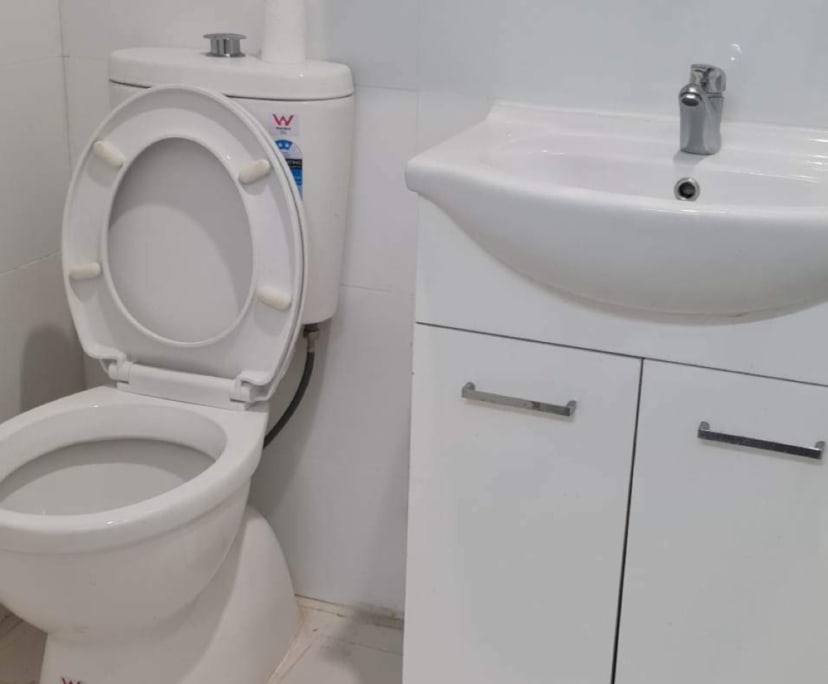 Room in a share house