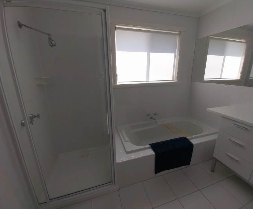 $350, Share-house, 4 bathrooms, Trevallyn TAS 7250