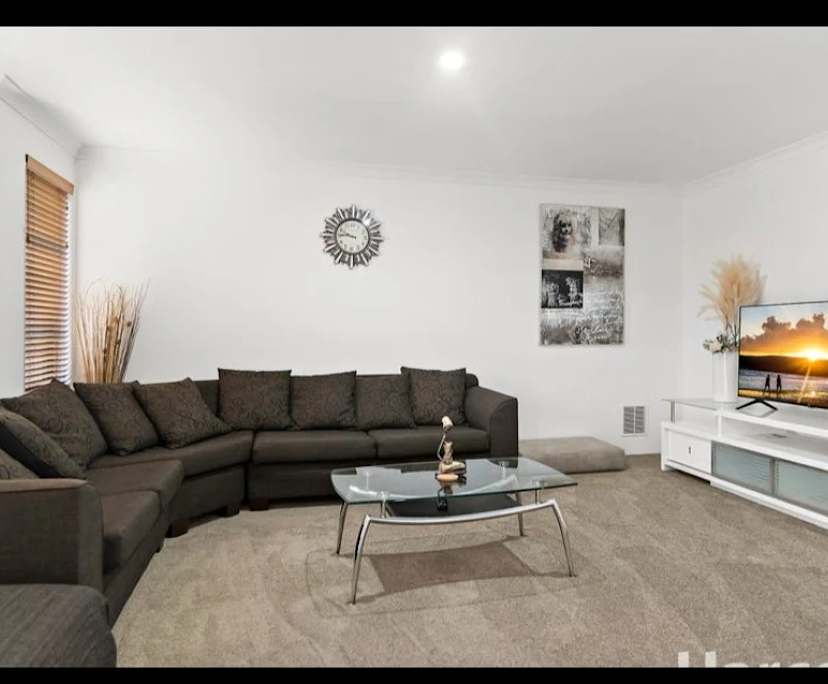 Furnished room with ensuite in a share house