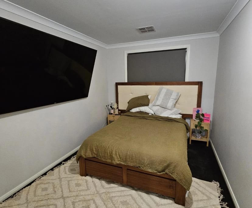 $300, Share-house, 5 bathrooms, Gregory Hills NSW 2557