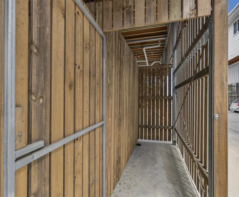 $420, Studio, 1 bathroom, Rocklea QLD 4106