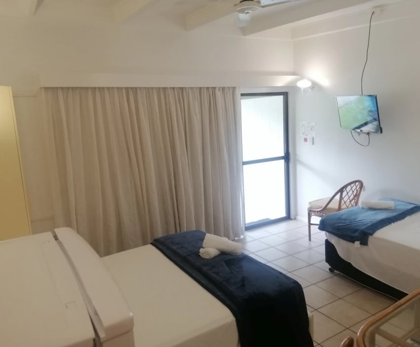 Furnished room studio flat for rent
