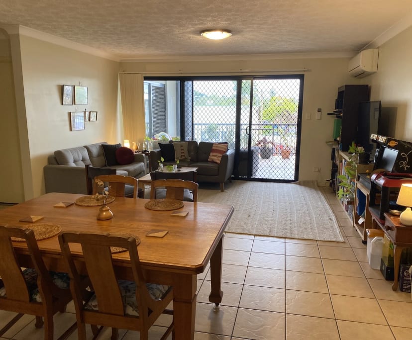 Unfurnished room in a flatshare