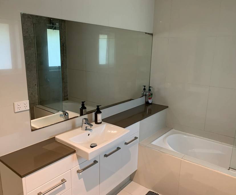 $270, Flatshare, 2 rooms, Ashgrove QLD 4060, Ashgrove QLD 4060