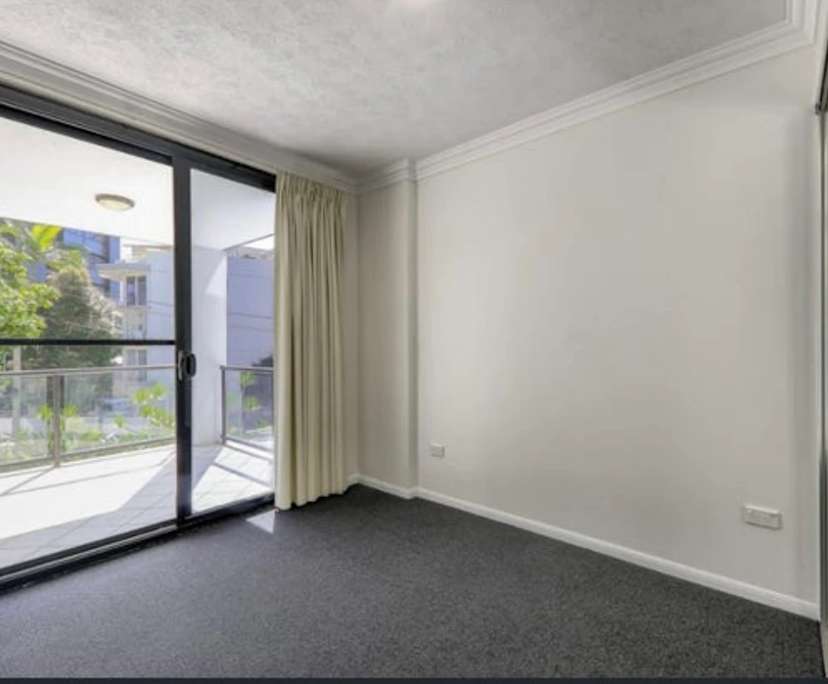 Unfurnished room with own bathroom