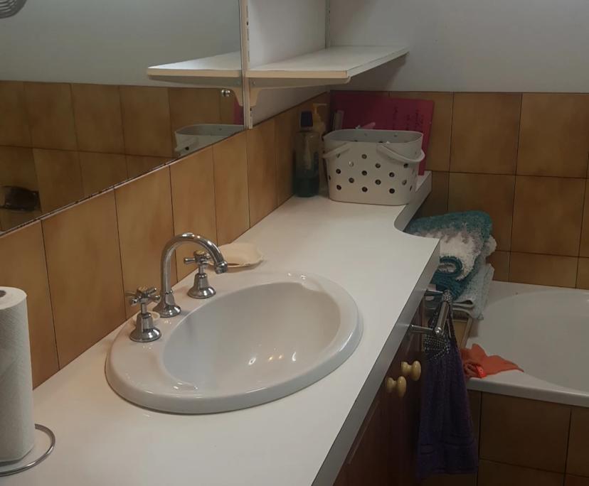 $80, Share-house, 4 bathrooms, Point Vernon QLD 4655