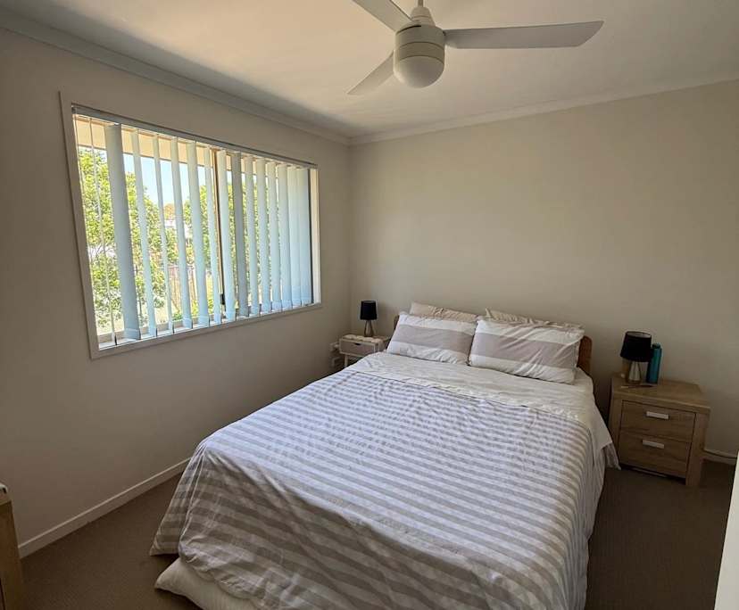 Whole property with 2 rooms for rent