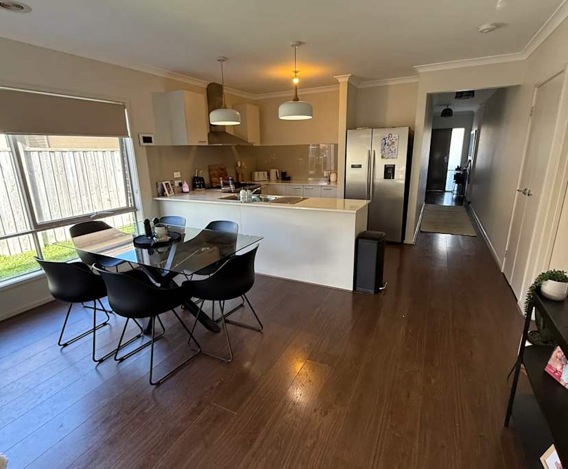 propertyImage