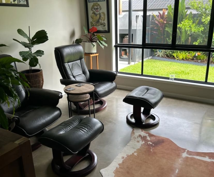 Furnished room with own bathroom