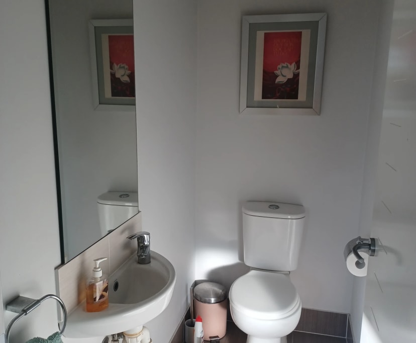 $300, Share-house, 3 bathrooms, Waterford QLD 4133